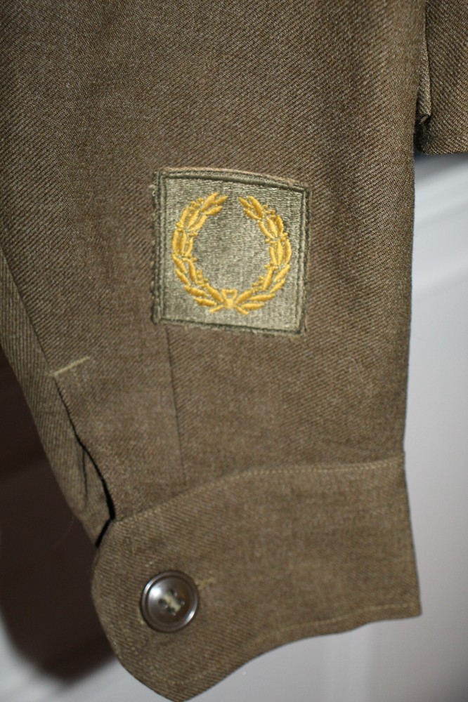 Original Early Post WW2 U.S. AAF Training Cmd. & 8th Army Patched Medic's Jacket
