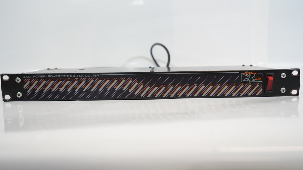 Juice Goose Zilla 8 Power Distribution Center