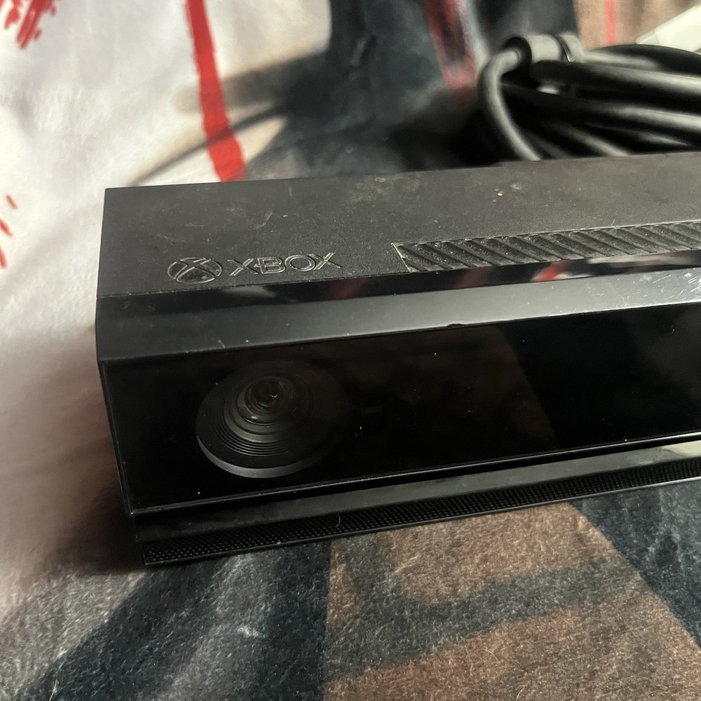 Microsoft Xbox One Kinect Sensor Bar Black Model 1520 Pre Owned Untested