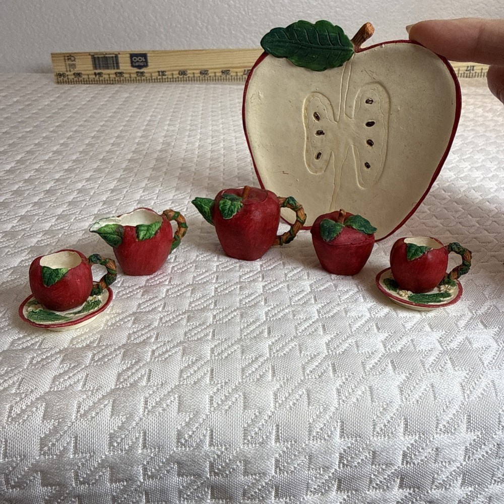 Mini apple tea sets