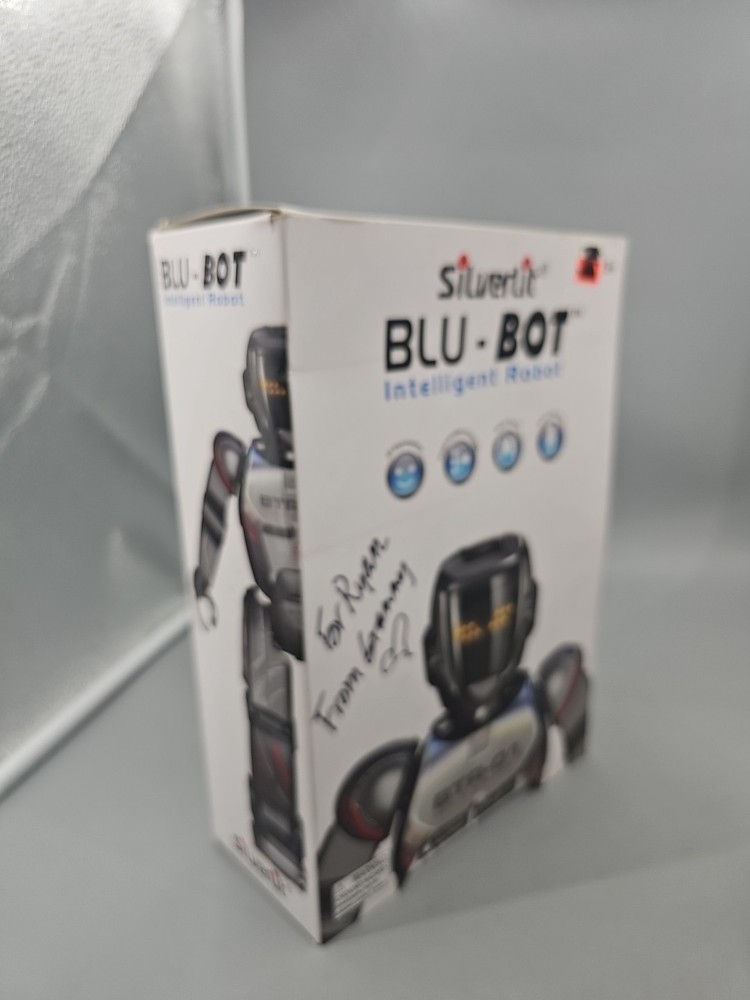 Silverlit Blu-Bot Intelligent Robot - Iphone Ipad Ipod Touch & Android Devices