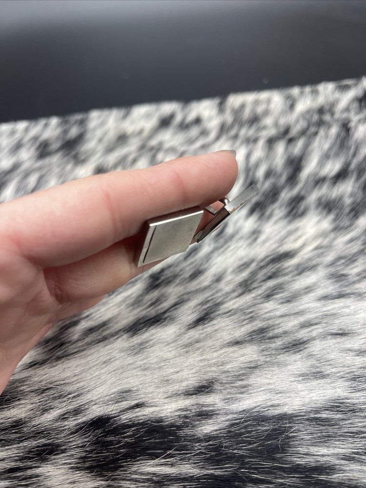 Stunning Silvertone Vintage Cuff Links #Q41