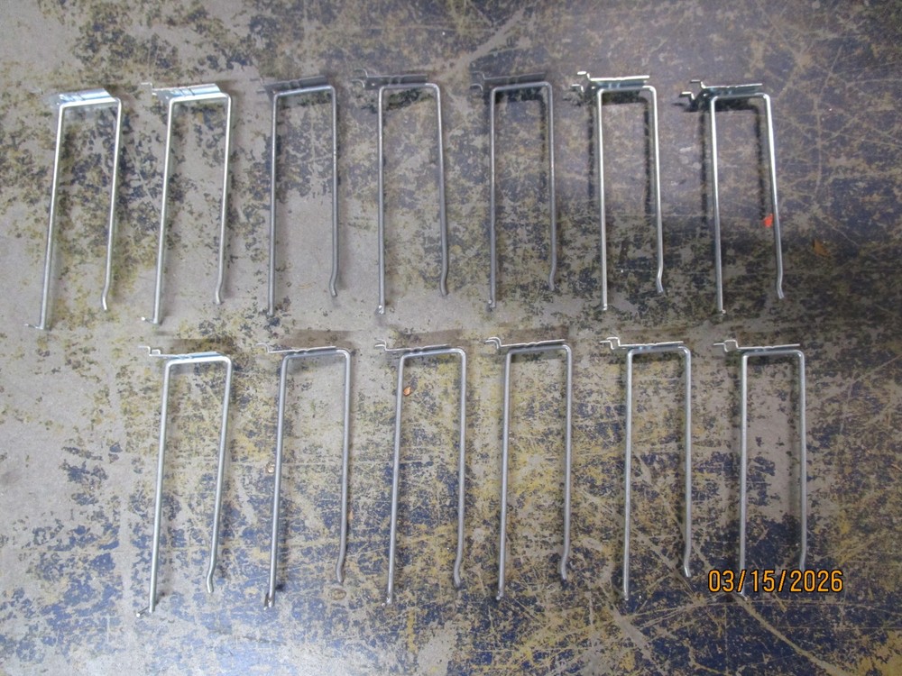 (13) Pegboard Hooks 9" Bar