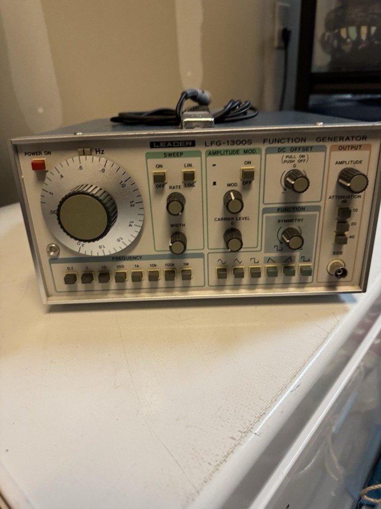 Leader LFG-1300S Function Generator Vintage