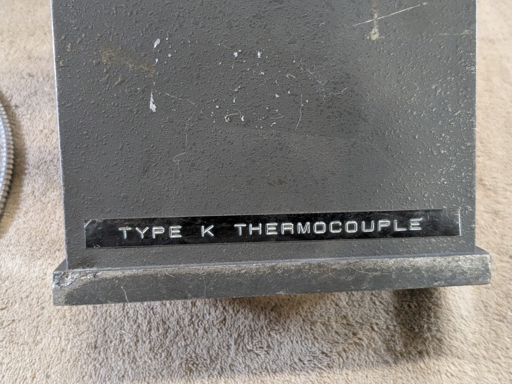 Doric Trendicator 400A Digital Temperature Indicator USED