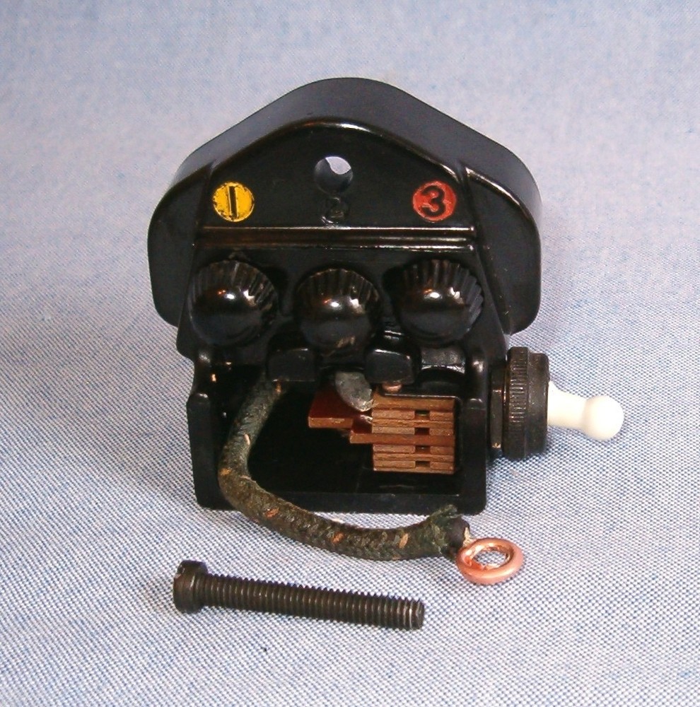 Original Singer 201-2 Sewing Machine Power Terminal Block Plug & Light Switch