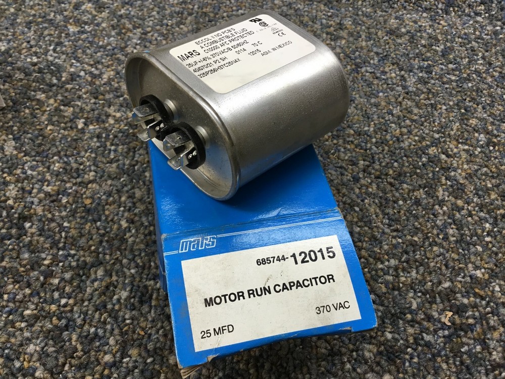 NEW Interstate Electric 12905 Motor Run Capacitor 5MFD 370 volt
