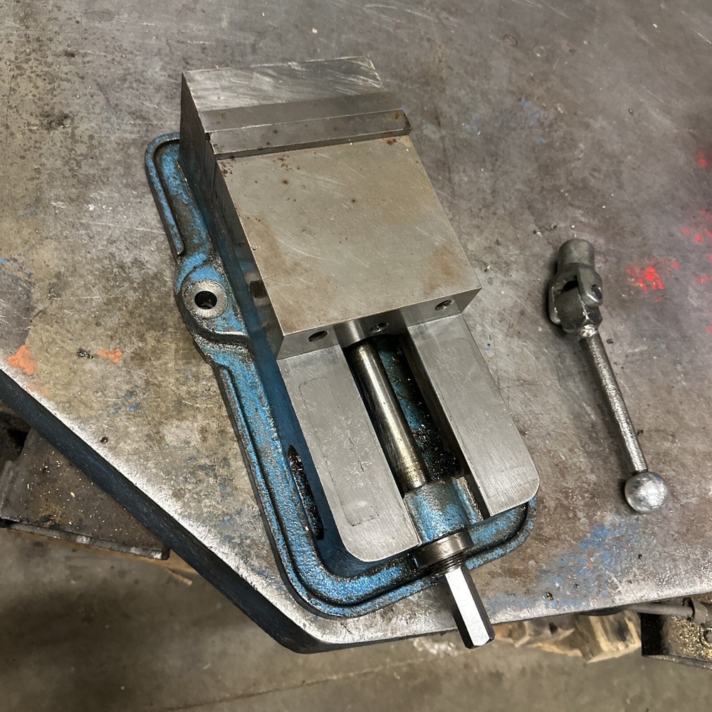 Kurt 6” Precision Machine Vise Model D60 (dd13c