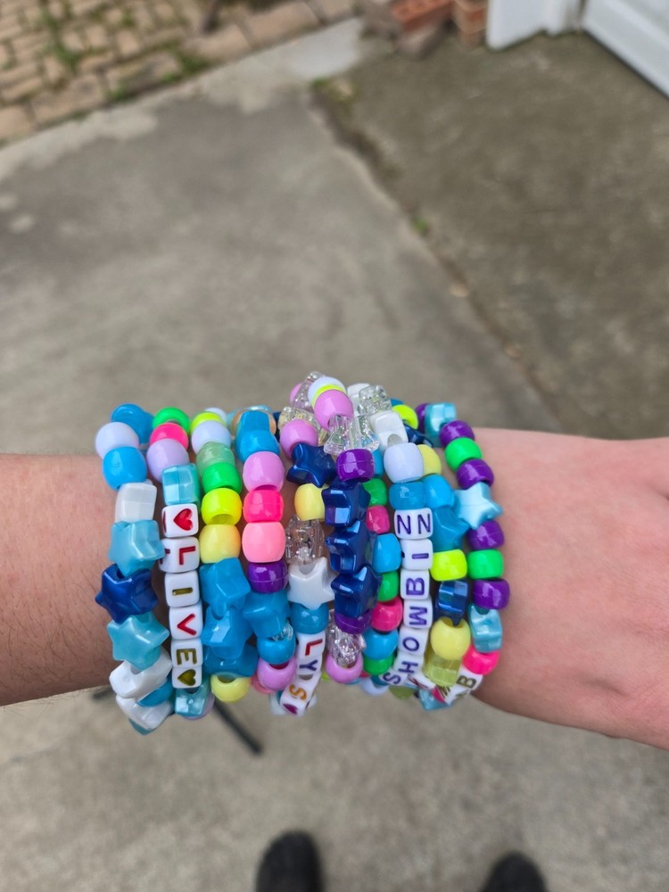 10 random kandi bracelets