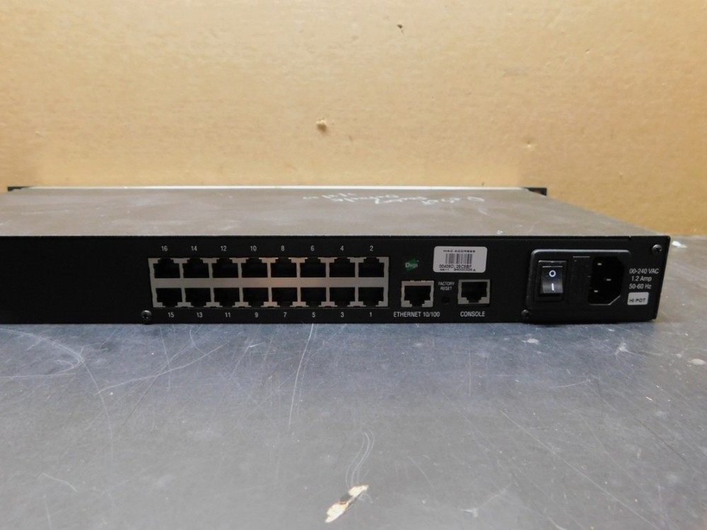 DIGI ConnectWare CM 16 -- 16 Port Console Server