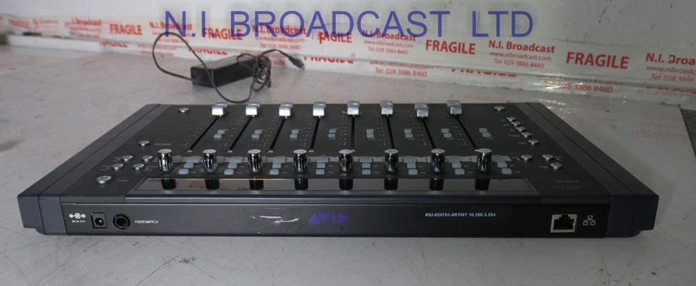 Avid Artist mix  audio panel
