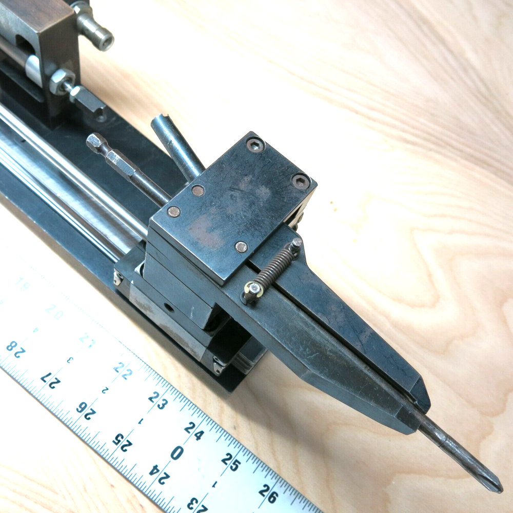 SIOUX TOOLS PNUEMATIC ASSEMBLY LINE DRILL DRIVER WITH 1/4" QUICK CHANGE CHUCK