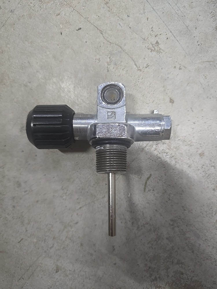 scuba tank valve k