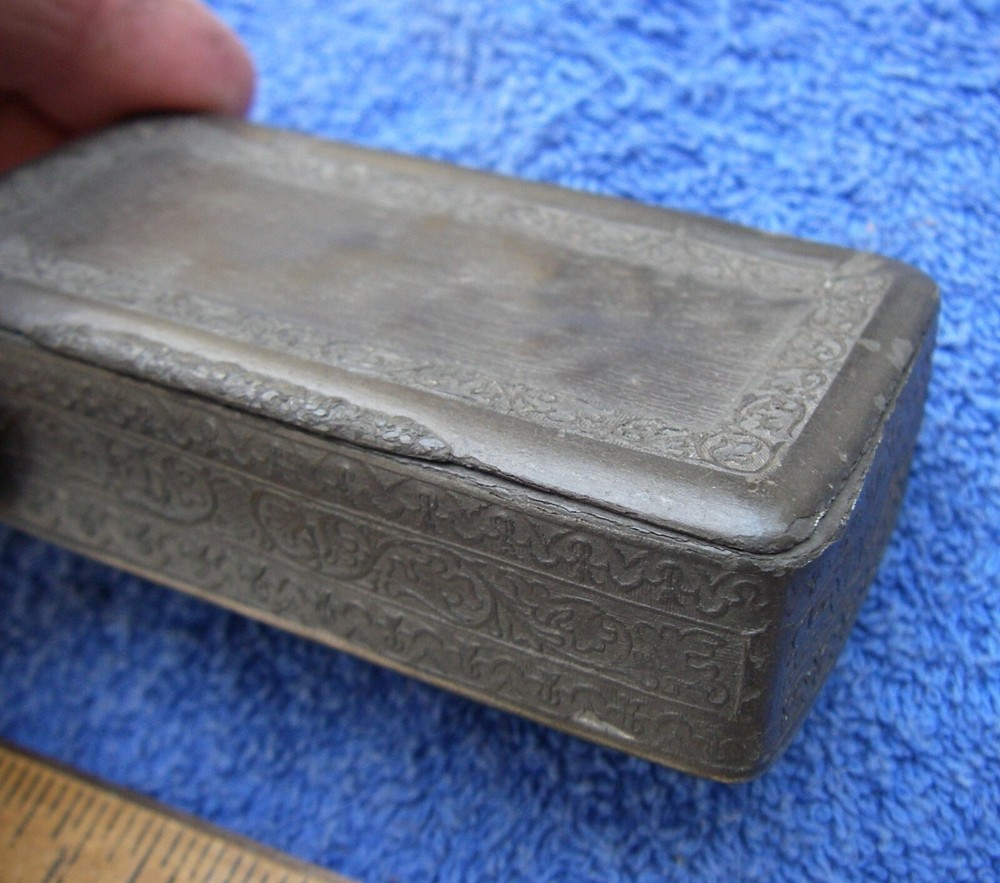 Early 19th C RECTANGULAR PEWTER SNUFF BOX-Embossed Decoration-Tinned Interior