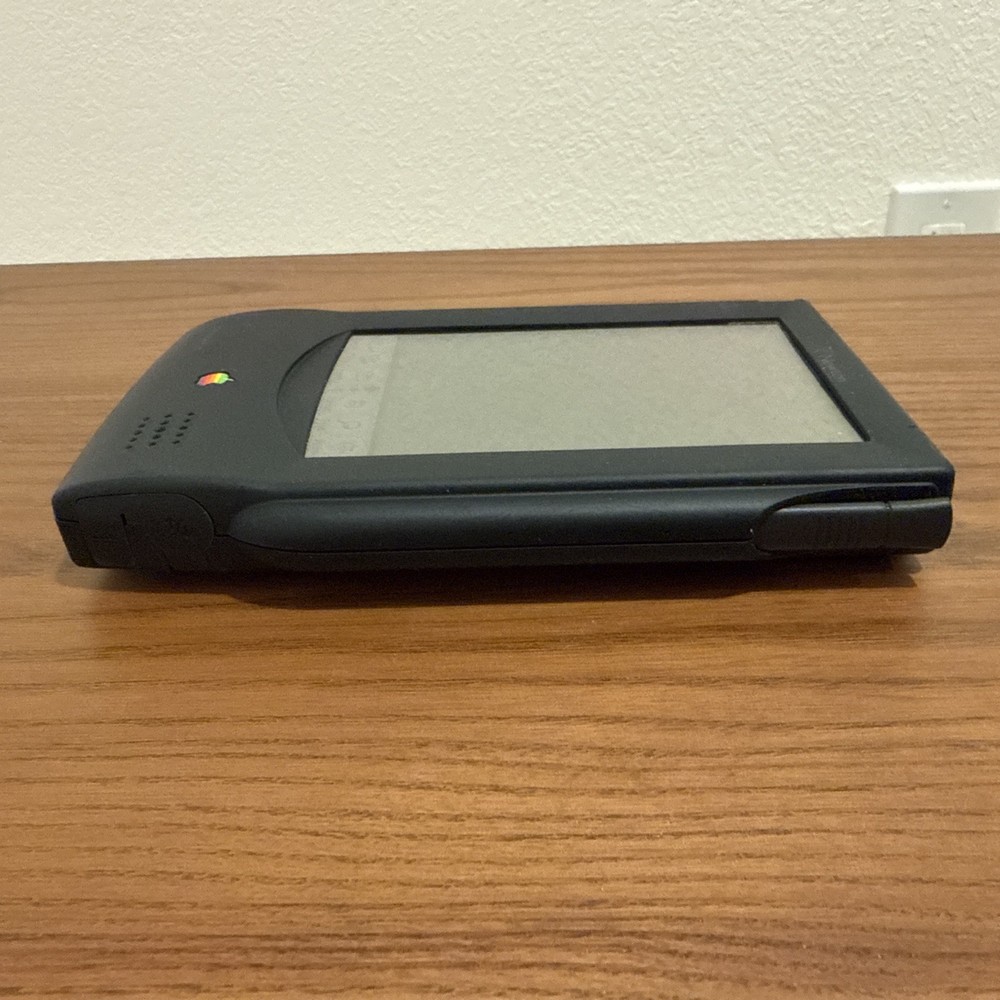 Apple Newton MessagePad H1000 + Modem, Stylus & Case – untested