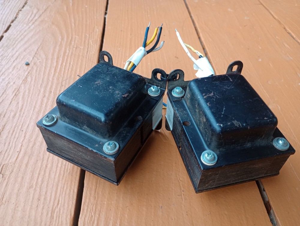 Sansui output transformer-solid State ,30-50 Watts-test Good