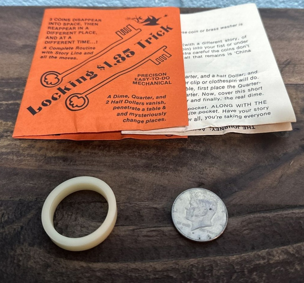 Vintage *RARE* Locking $1.35 Trick Magic Trick