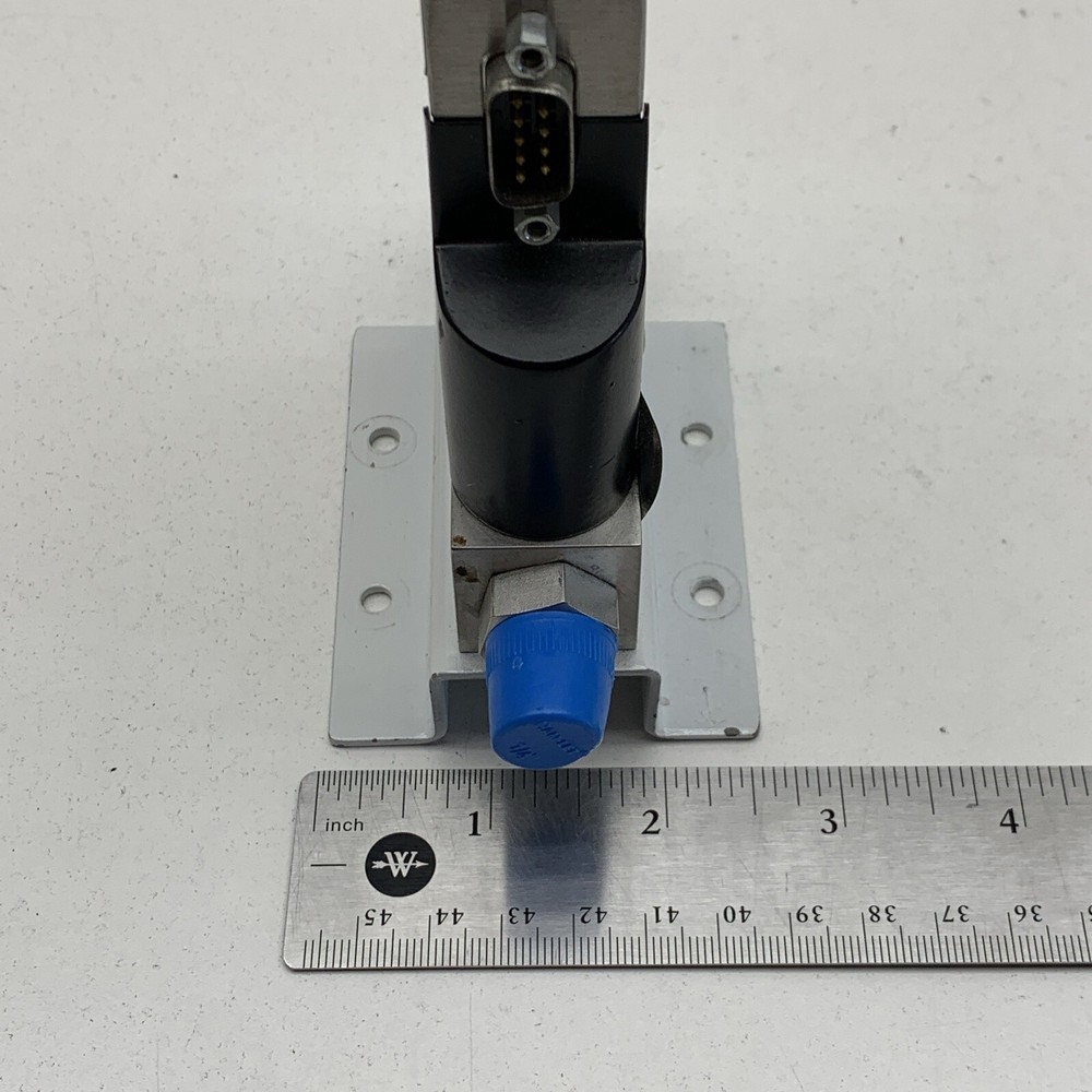 Unit Instruments UFC-180 Mass Flow Controller
