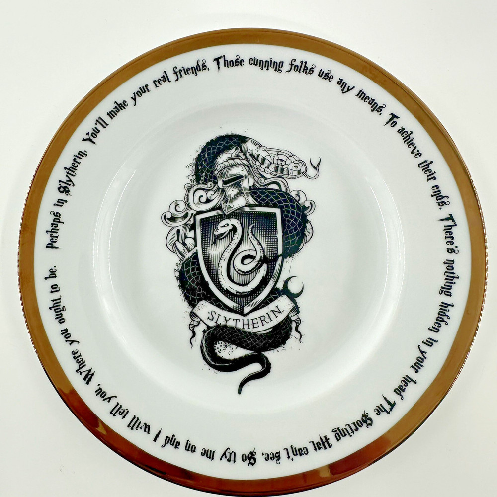 Harry Potter SLYTHERIN 3 - Piece Dinnerware Set.