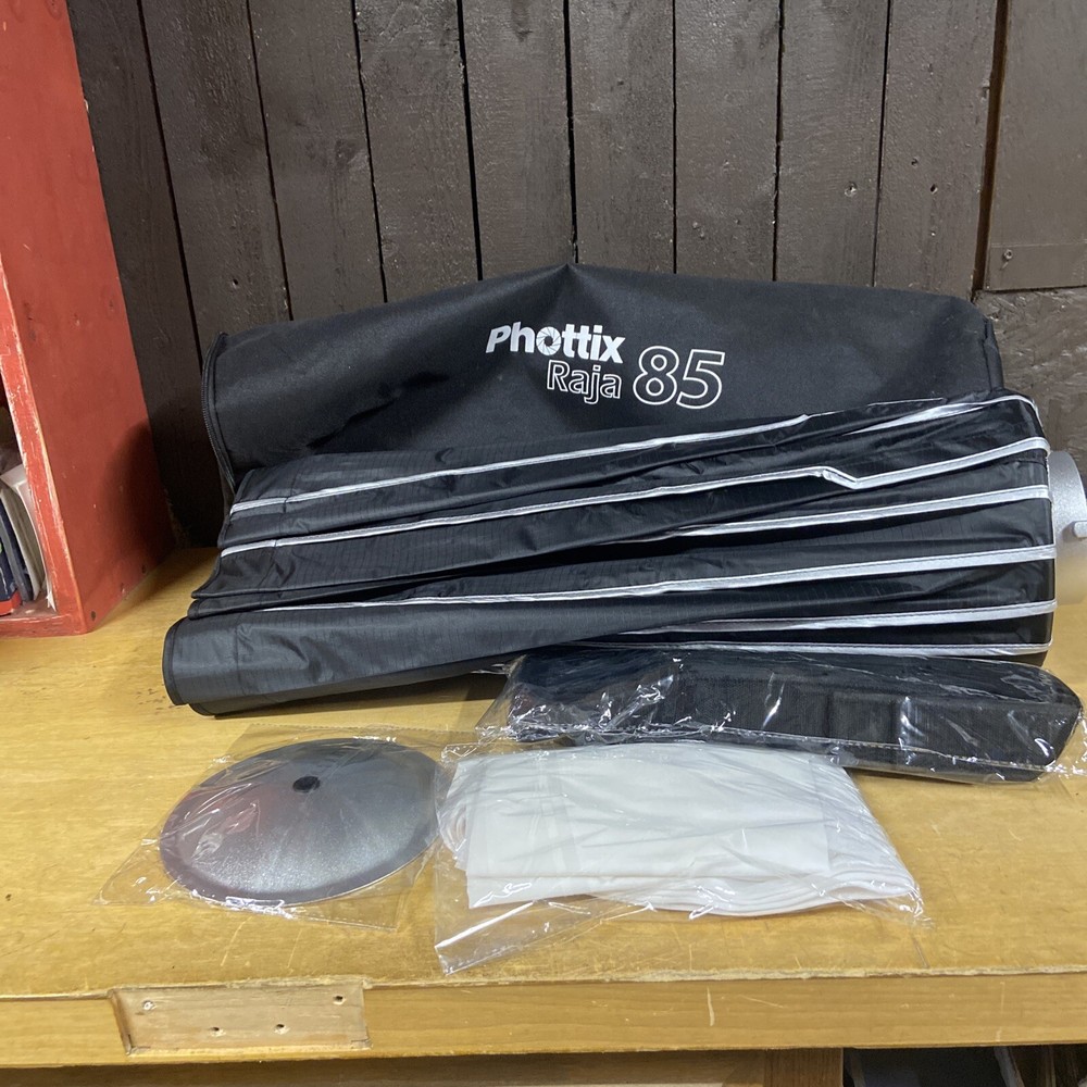 Phottix Raja 33" Quick-Folding Softbox with Grid #PH82728