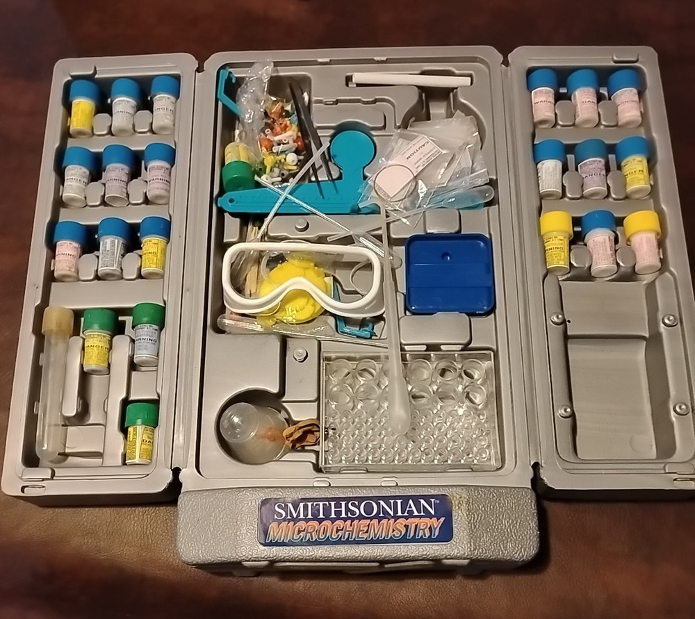 Smithsonian Microchemistry Set Microchem XM 5000 Complete Used