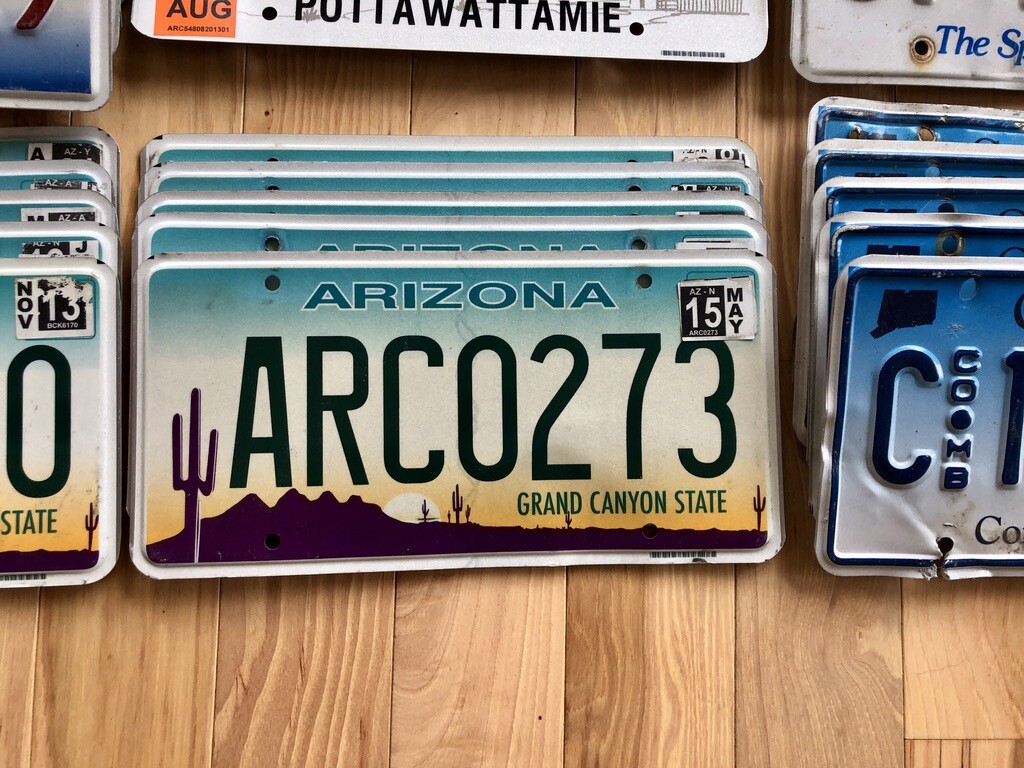 100 License Plates- 10 of Each State in Craft Condition