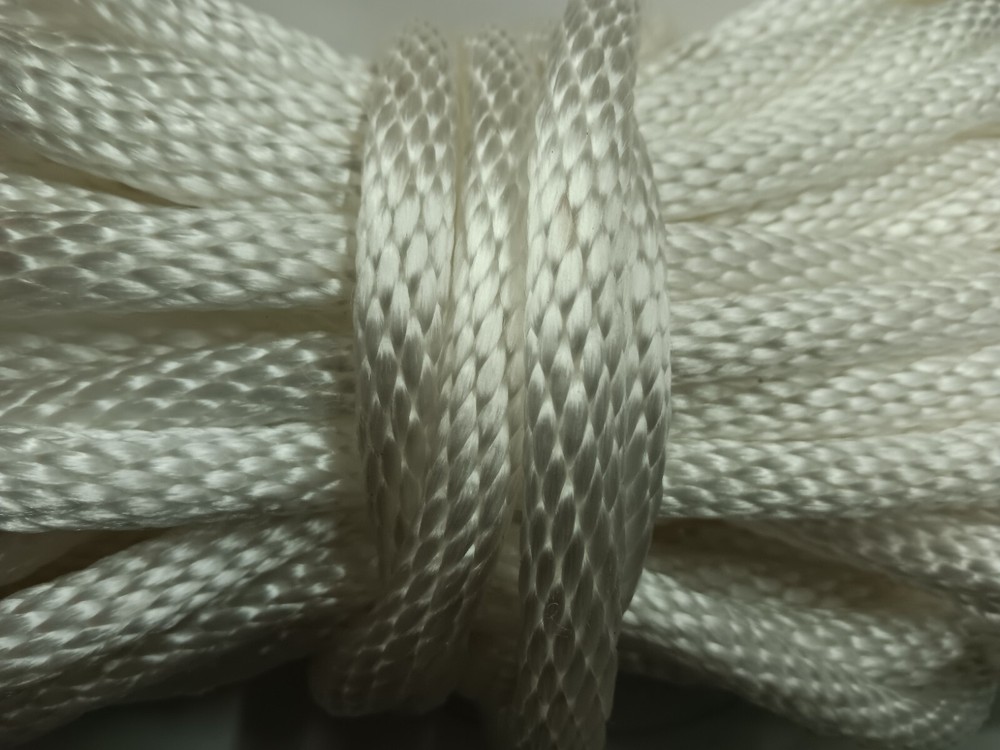 1/2" x 100 ft. Solid Braid MFP Rope Hank. White . Made in USA