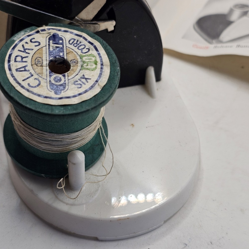 Vintage Thread-a Matic Sewing Automatic Needle Threader In Box 700 Instruct