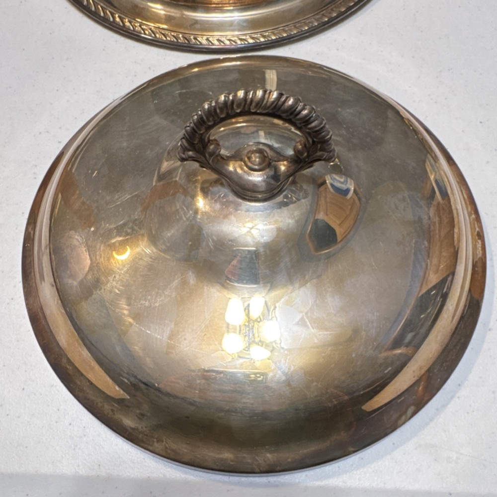 Wm. Rogers Silverplate Covered Bowl 862