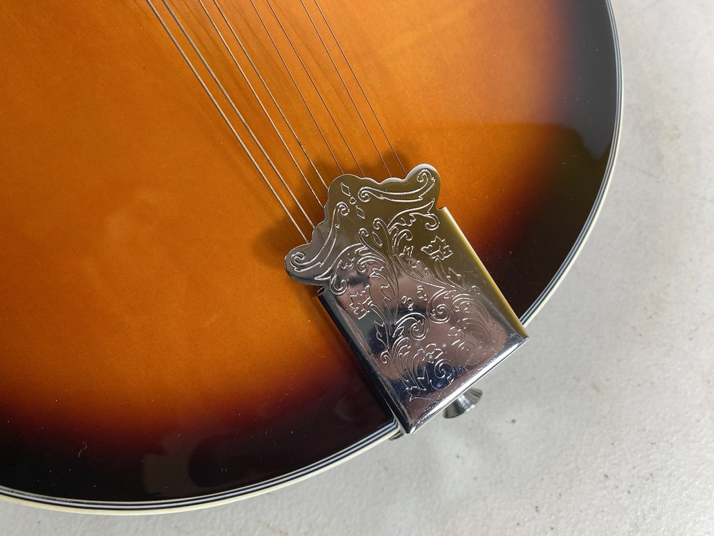 Hal Leanard Harmony Mandolin 8 String & Method Book HL00125547 Instrument 46S19