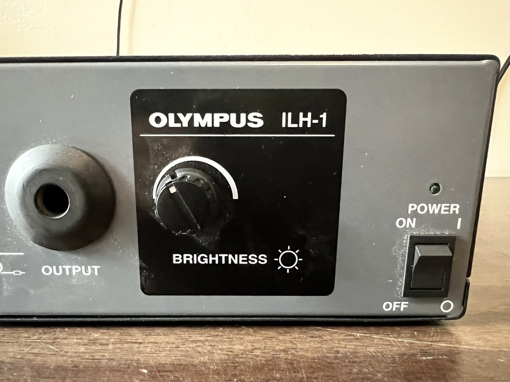 Olympus ILH-1 industrial light source 7101757