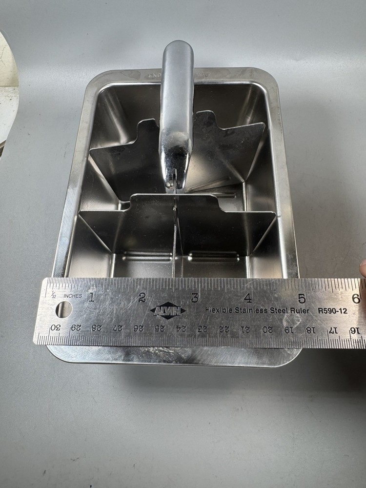 Endurance 18/8 Stainless Steel Ice Bin Insert w/ Divider & Handle