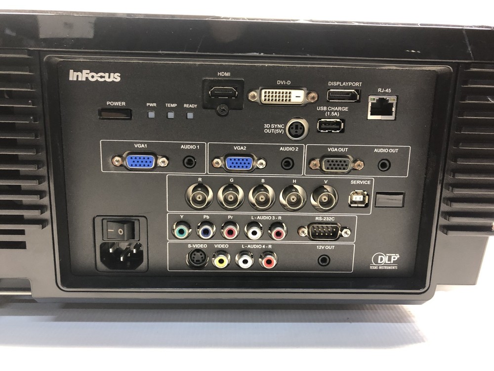 InFocus Model IN5312 Projector Below 1000Hrs Black Read Description