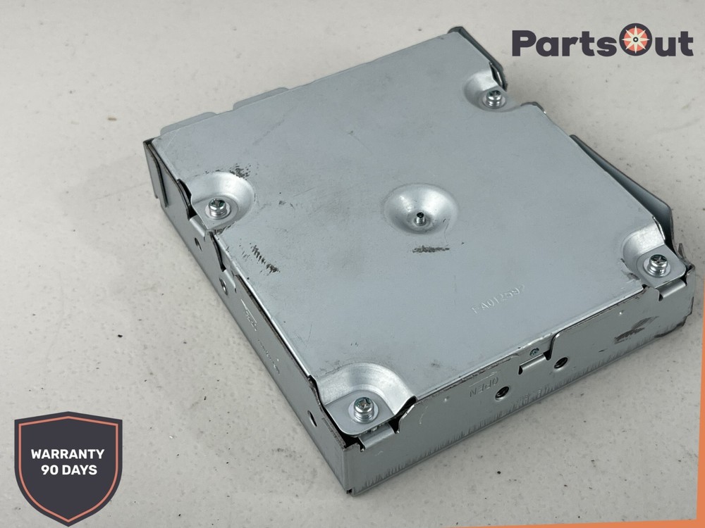 2011 - 2014 PORSCHE CAYENNE REAR VIEW BACKUP CAMERA CONTROL MODULE OEM