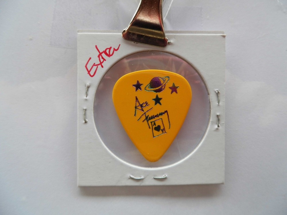 KISS "ACE FREHLEY" GUITAR PICK~3/11/00 READ DESCRIPTION (3/1)