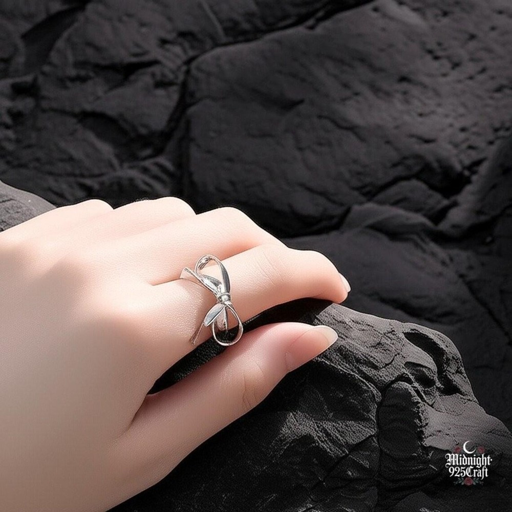 Bow ring, sterling silver ring, minimalist ring, adjustable ring, handmade ring,