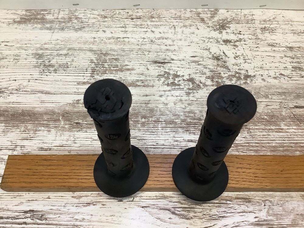 Gt Coin Logo Mid School Grips 90’s