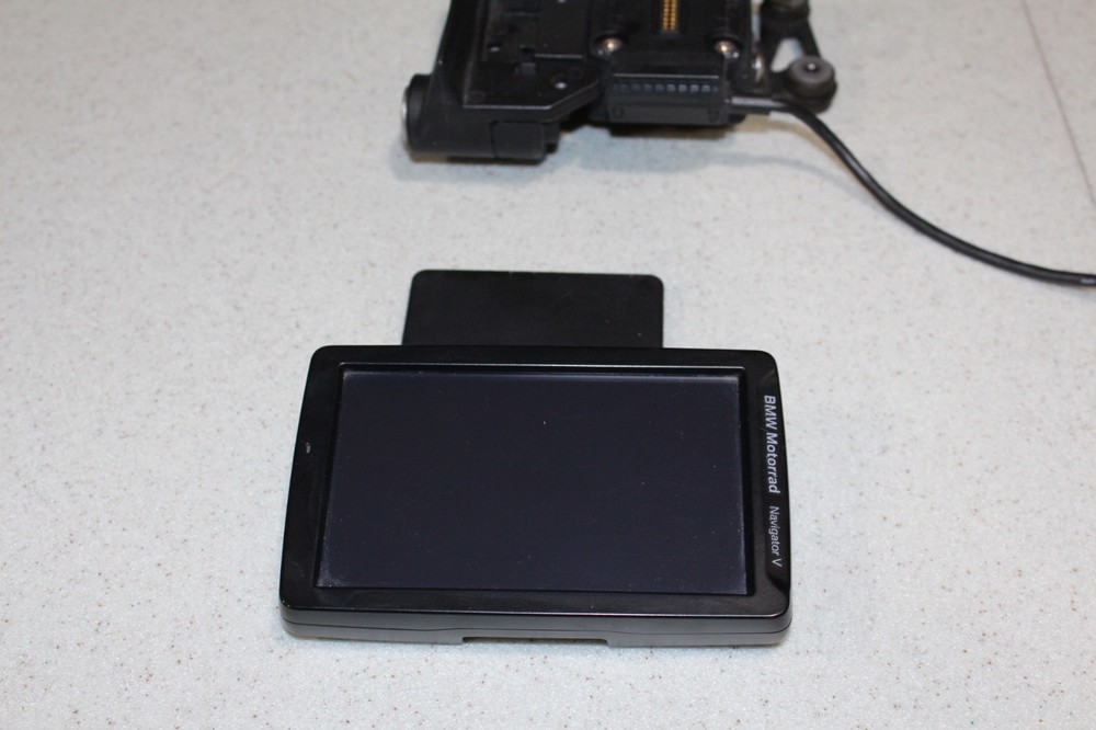 BMW Motorrad Navigation V (((Motorcycle navigation system)))