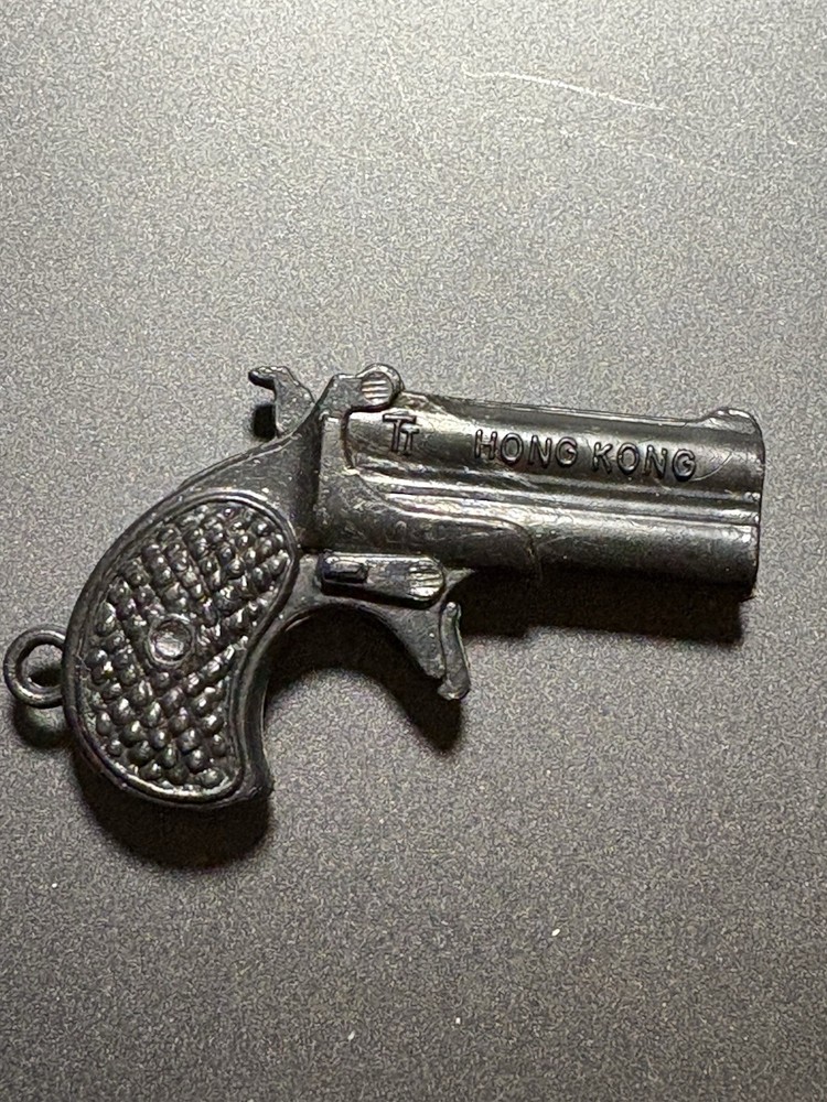 TINY GUMBALL MACHINE DERRINGER GUN BLACK PLASTIC