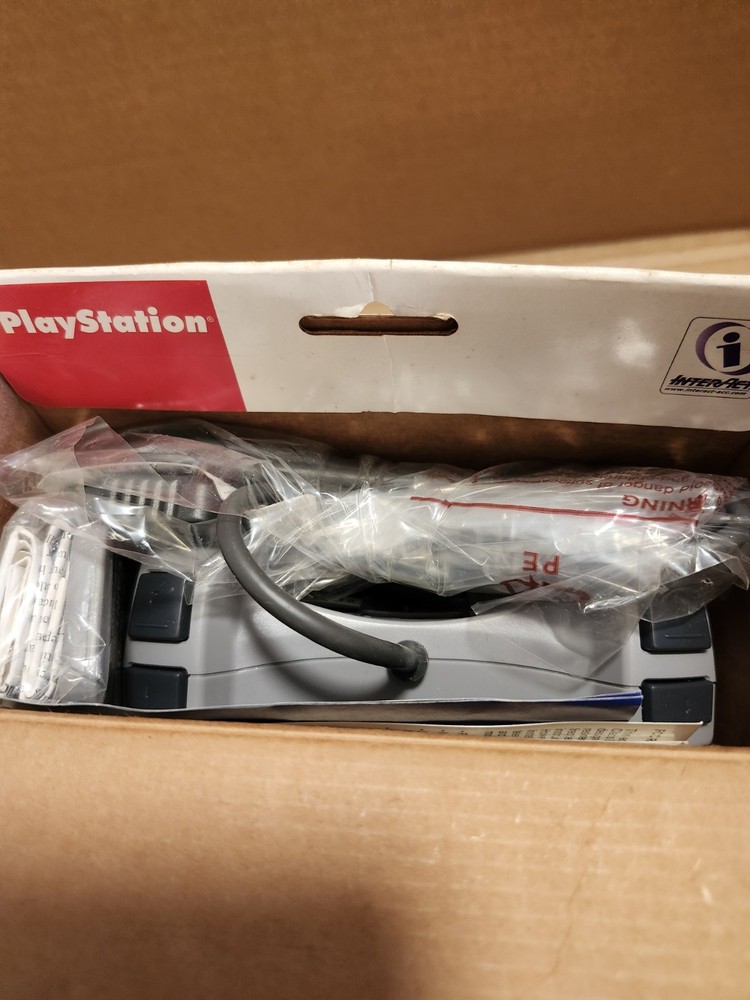 NEW Barracuda 2 giftpak for playstation (includes controller & memory card) NOS