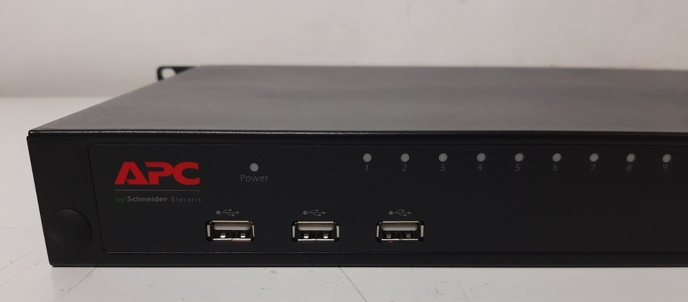 APC KVM 2G Enterprise Analog 2 Local Users 16 Port Rackmount KVM Console