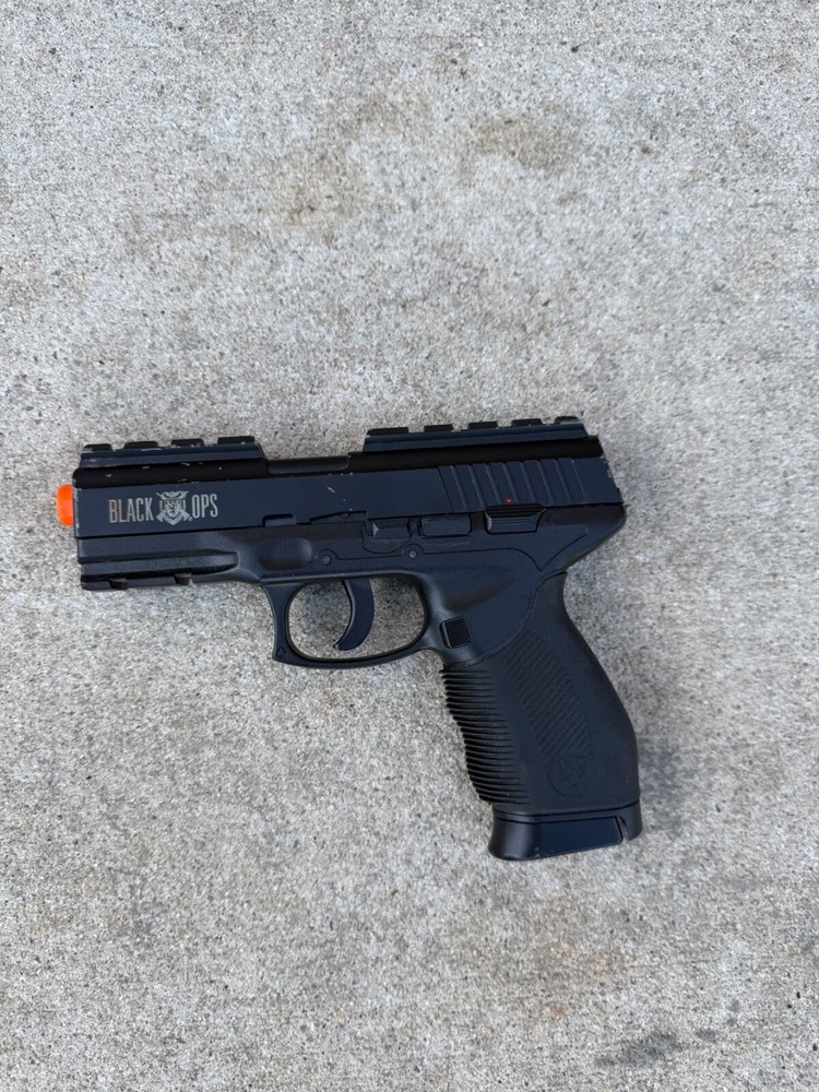 Multiply airsoft guns and gear