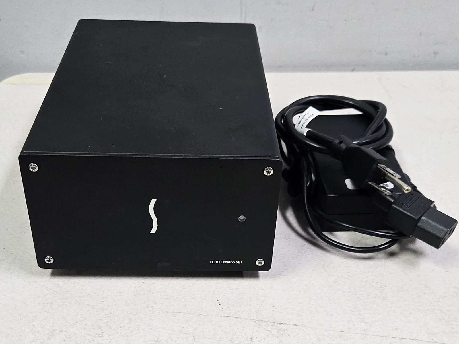 Sonnet Echo Express SE I Thunderbolt 2 Expansion Chassis with Power Source