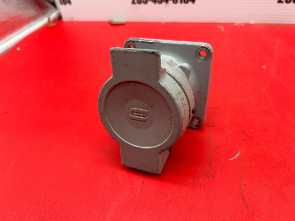 Crouse Hinds AR342 30 Amps Receptacle