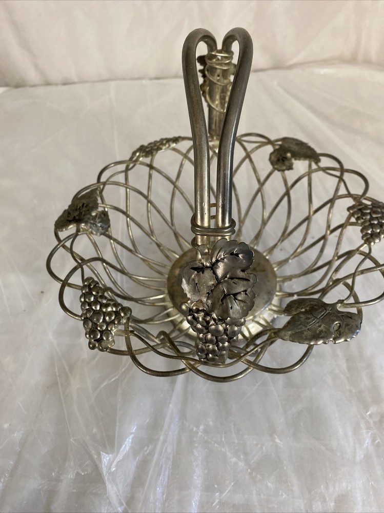 Vintage Godinger Silver Art Grape Leaf Basket Silverplate Fruit Centerpiece