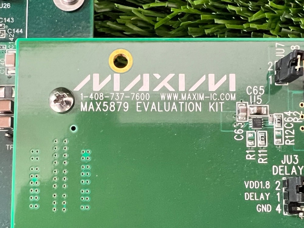 Maxim 5036A High Speed Data Converter Evaluation Platform w Maxim MAX5879 Kit
