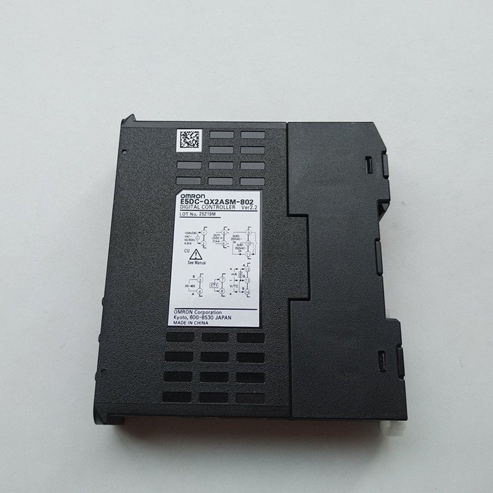 OMRON E5DC-QX2ASM-802 Temperature Controller New One Free Shipping