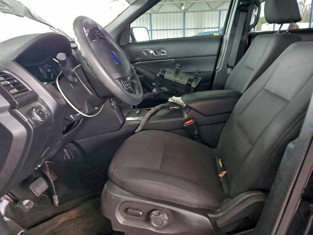 Used Windshield Wiper Motor fits: 2017 Ford Explorer Grade A