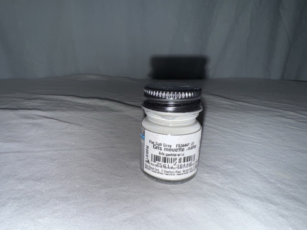 Testors Model Master Acrylic Paint: Flat Gull Gray FS3644