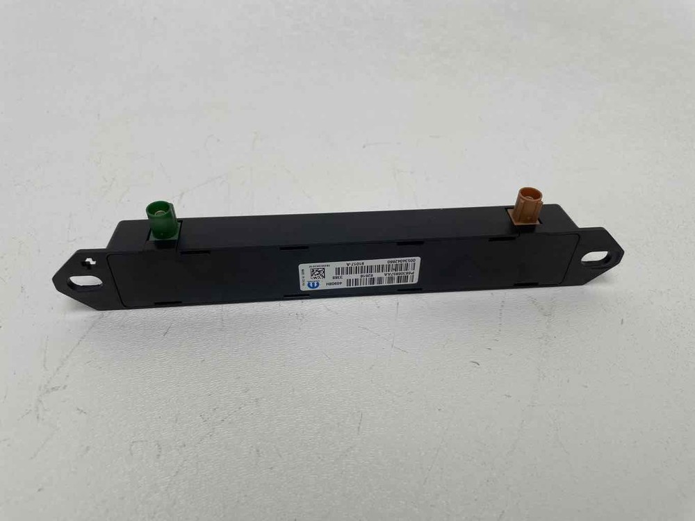 Antenna Control Module 68306857aa Fits 2018 - 2024 CHRYSLER PACIFICA